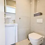 Lena Guest house